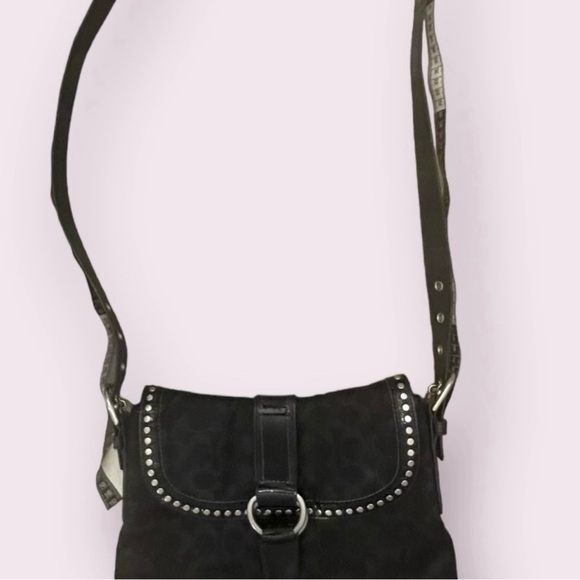 Coach purse - Picture 3 of 9